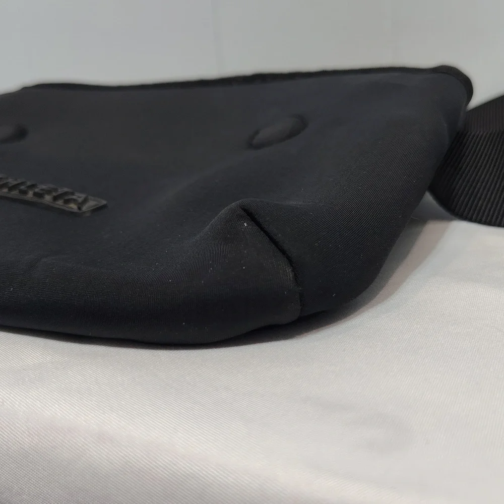 Athleta‎ Diem Belt Bag Black Fanny Pack Crossbody Small